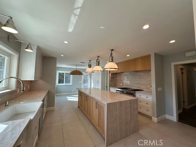 1635 Larkfield, Westlake Village, CA 91362