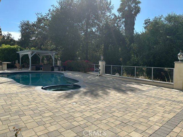 1635 Larkfield, Westlake Village, CA 91362