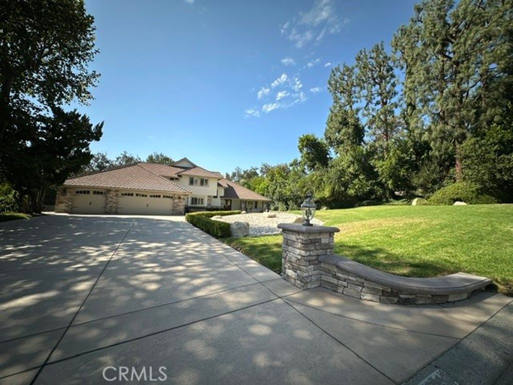 1635 Larkfield, Westlake Village, CA 91362