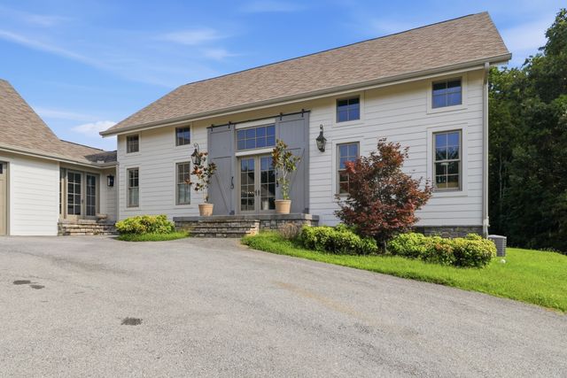 712 Highway 48, S, Dickson, TN 37055