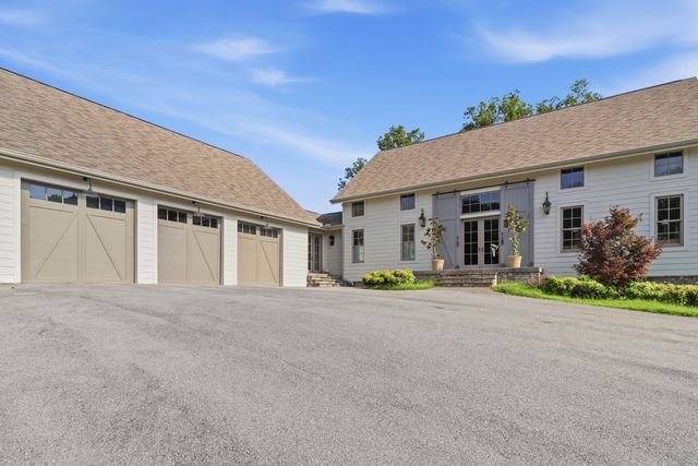 712 Highway 48, S, Dickson, TN 37055