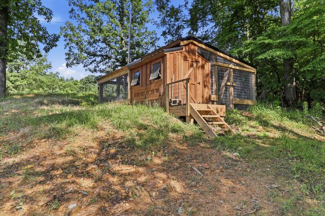 712 Highway 48, S, Dickson, TN 37055
