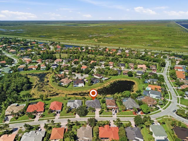 533 Cypress Green Circle, Wellington, FL 33414