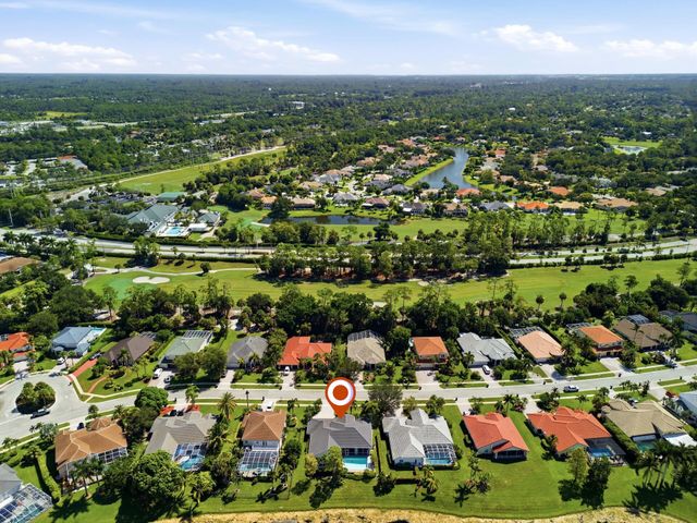 533 Cypress Green Circle, Wellington, FL 33414