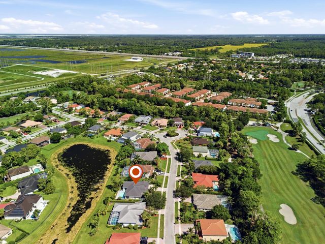533 Cypress Green Circle, Wellington, FL 33414