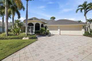 533 Cypress Green Circle, Wellington, FL 33414