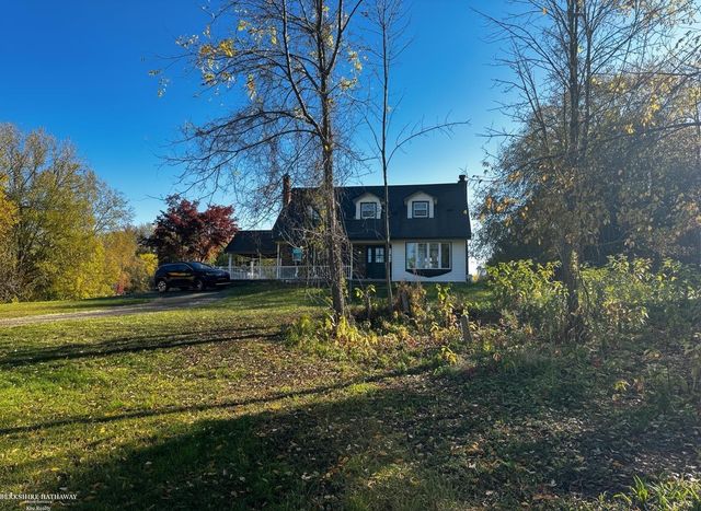 6760 Hunters Creek Road, Imlay City, MI 48444