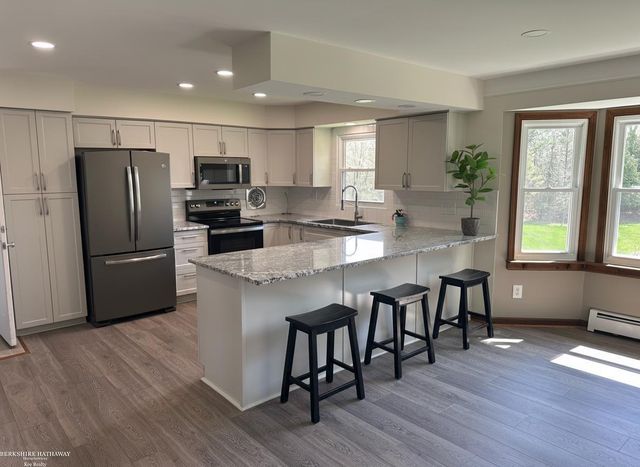 6760 Hunters Creek Road, Imlay City, MI 48444