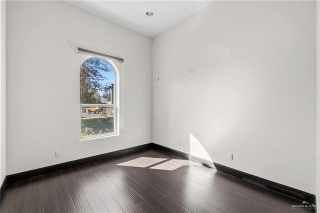 101 E Emory Avenue, Mcallen, TX 78504