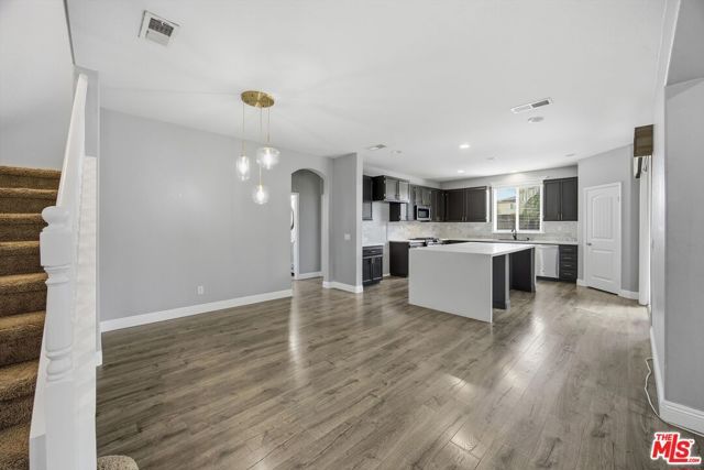 410 Cantata Avenue, Hemet, CA 92545