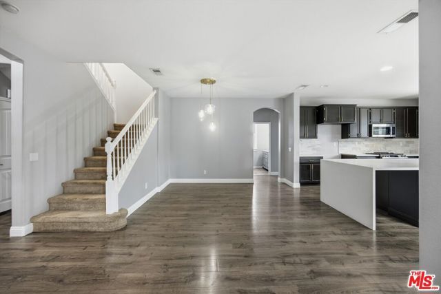 410 Cantata Avenue, Hemet, CA 92545