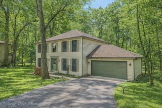 43W510 Tall Oaks Trail, Elburn, IL 60119