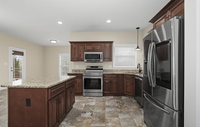 1537 GREEN GROVE WAY, Clarksville, TN 37043