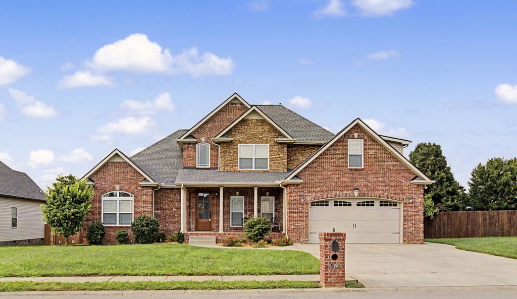 1537 GREEN GROVE WAY, Clarksville, TN 37043
