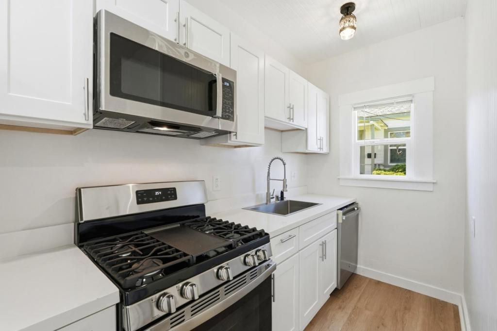 Image 12 of property listing at 338 Garretson Avenue, Rodeo, CA 94572