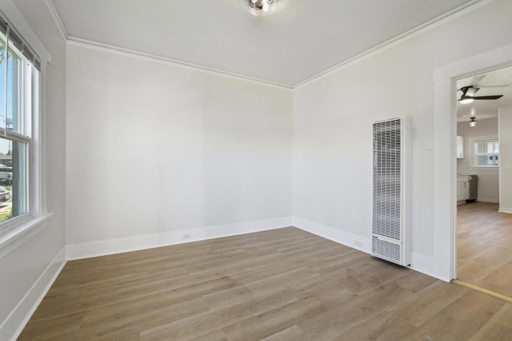 Image 4 of property listing at 338 Garretson Avenue, Rodeo, CA 94572