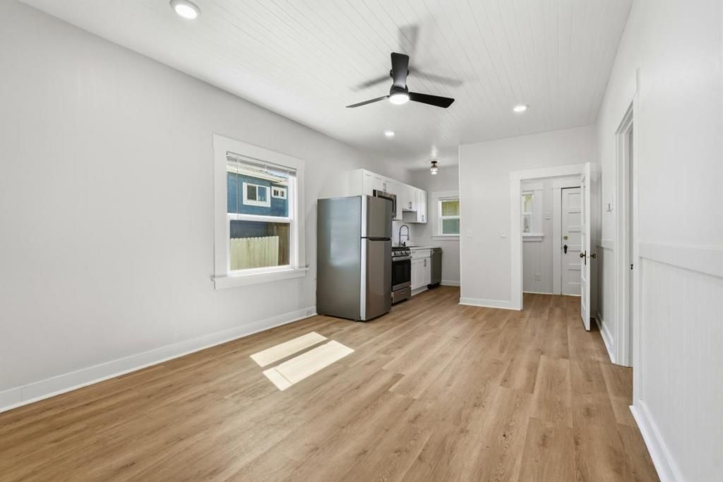 Image 6 of property listing at 338 Garretson Avenue, Rodeo, CA 94572