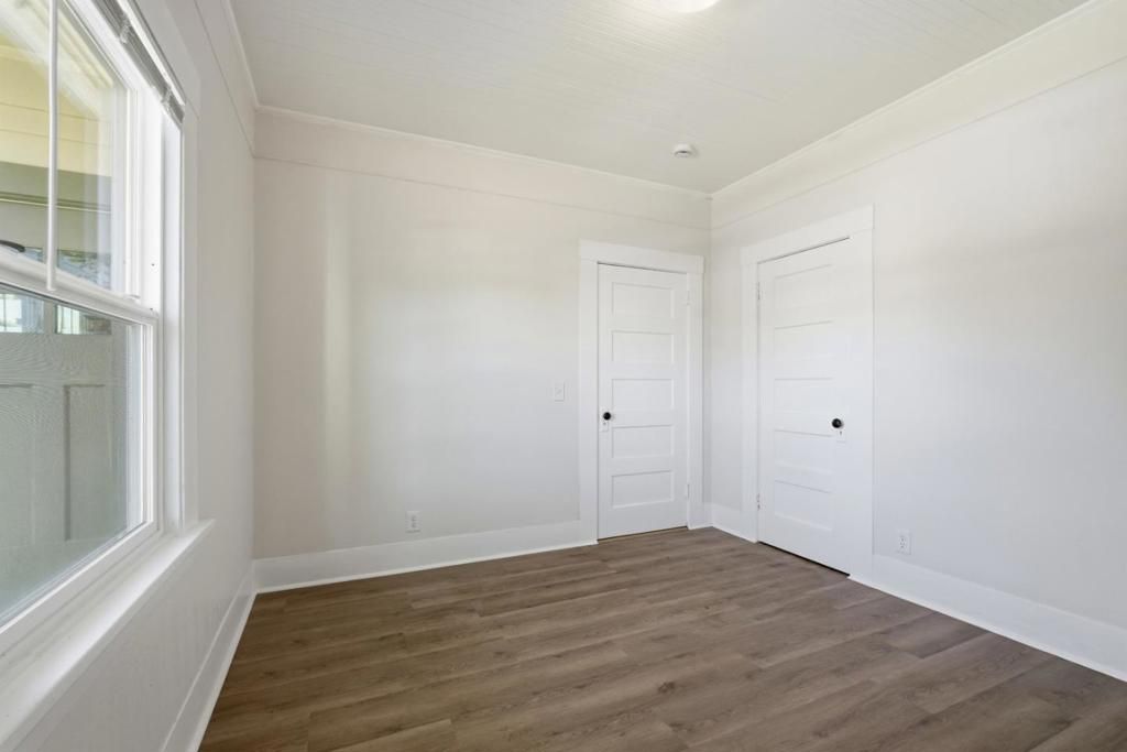 Image 8 of property listing at 338 Garretson Avenue, Rodeo, CA 94572