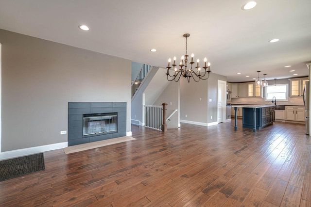 W1461 Maureen COURT, Lake Geneva, WI 53147
