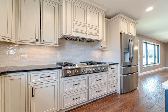 W1461 Maureen COURT, Lake Geneva, WI 53147