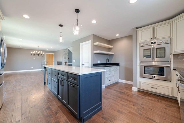 W1461 Maureen COURT, Lake Geneva, WI 53147
