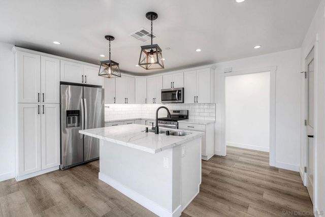 4250 52 Cleveland Street, San Diego, CA 92103
