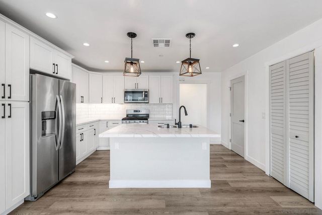 4250 52 Cleveland Street, San Diego, CA 92103