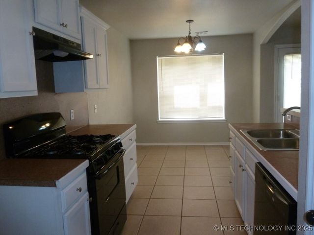 12272 S 268th East Avenue, Coweta, OK 74429