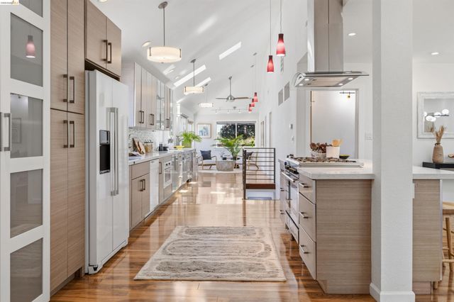 4507 Tulip Ave, Oakland, CA 94619