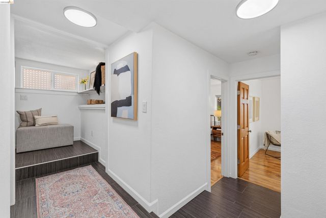 4507 Tulip Ave, Oakland, CA 94619