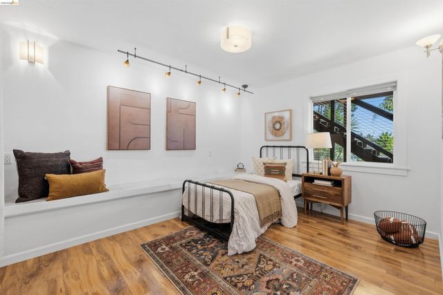 4507 Tulip Ave, Oakland, CA 94619