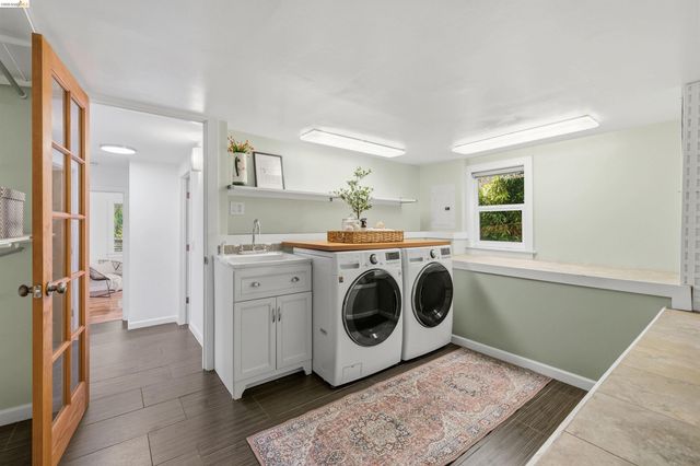 4507 Tulip Ave, Oakland, CA 94619