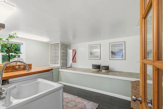 4507 Tulip Ave, Oakland, CA 94619