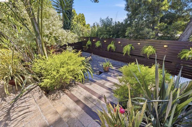 4507 Tulip Ave, Oakland, CA 94619