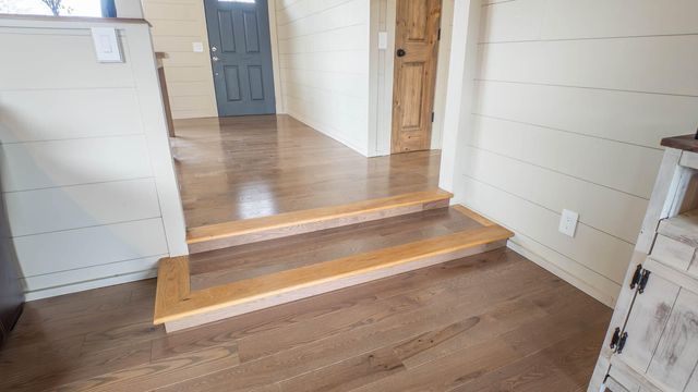 1502 County Road 1210, Willow Springs, MO 65793