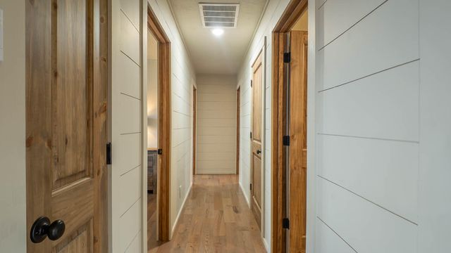 1502 County Road 1210, Willow Springs, MO 65793