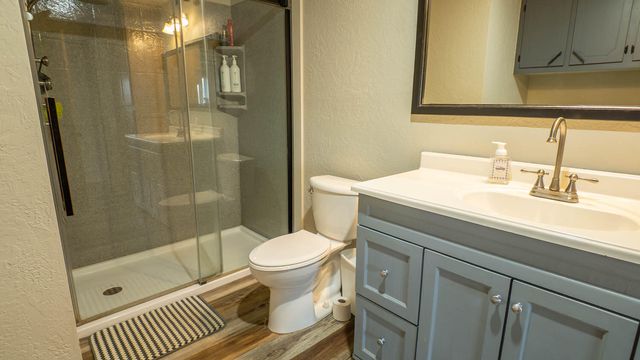 1502 County Road 1210, Willow Springs, MO 65793