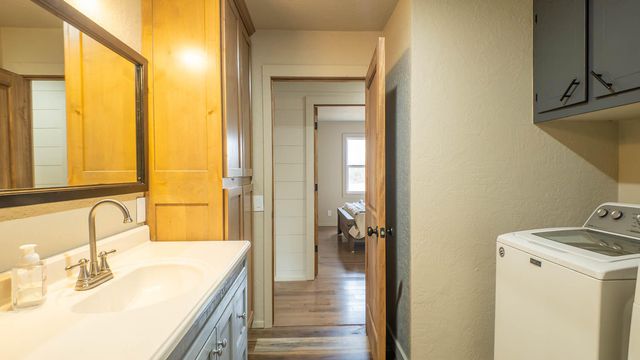 1502 County Road 1210, Willow Springs, MO 65793