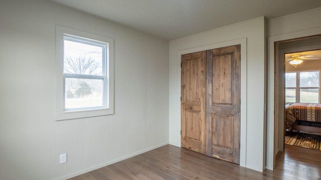 1502 County Road 1210, Willow Springs, MO 65793