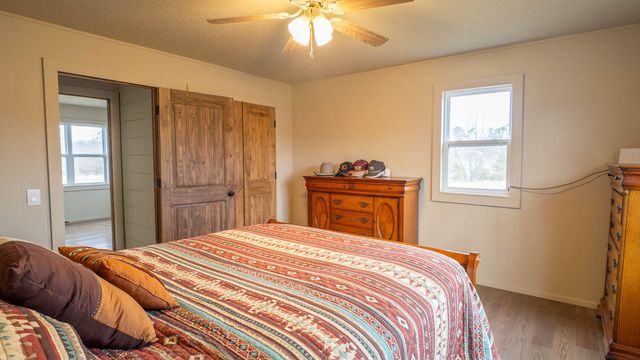 1502 County Road 1210, Willow Springs, MO 65793