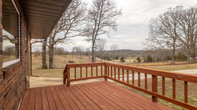 1502 County Road 1210, Willow Springs, MO 65793