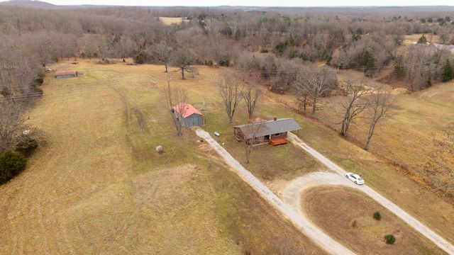 1502 County Road 1210, Willow Springs, MO 65793