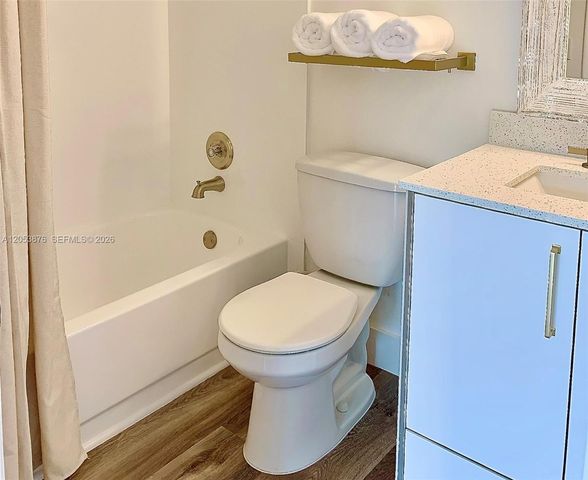101 SW 132nd Way 413J, Pembroke Pines, FL 33027