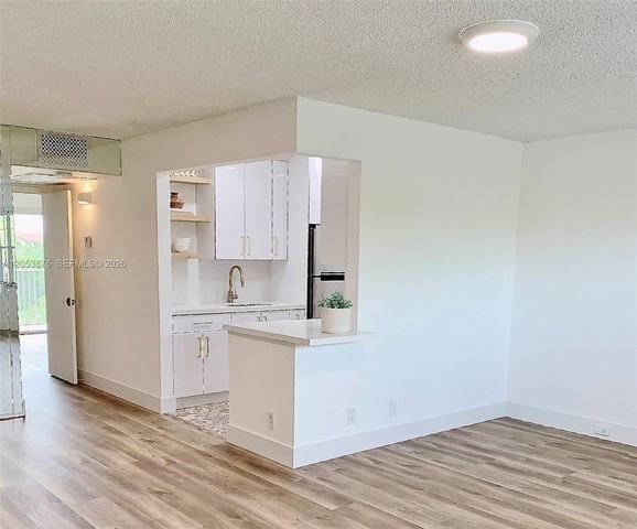 101 SW 132nd Way 413J, Pembroke Pines, FL 33027