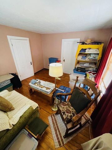 233 S WISCONSIN STREET, Pulaski, WI 54162