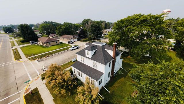 233 S WISCONSIN STREET, Pulaski, WI 54162