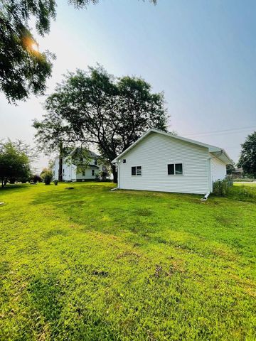 233 S WISCONSIN STREET, Pulaski, WI 54162