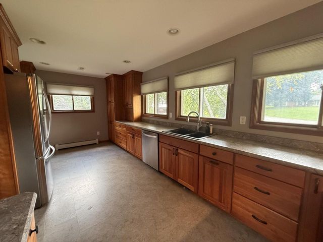 357 Spring LANE, Delavan, WI 53115
