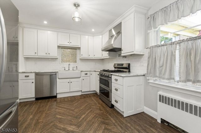 24 Hutton Ave 6, West Orange Twp., NJ 07052