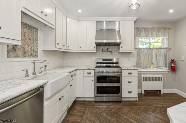 24 Hutton Ave 6, West Orange Twp., NJ 07052